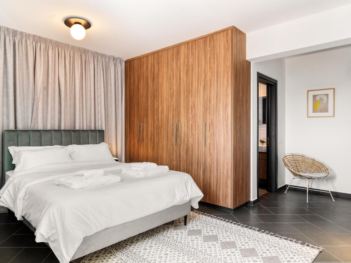 Liv Urban Suites ラルナカ エクステリア 写真
