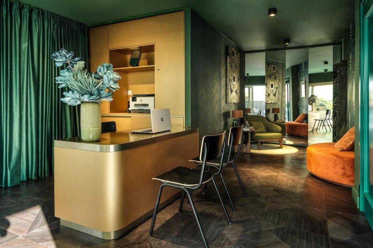 Liv Urban Suites ラルナカ エクステリア 写真